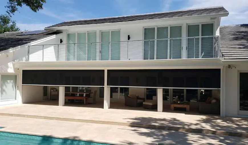 Why More Miami Businesses Are Choosing Commercial Retractable Awnings