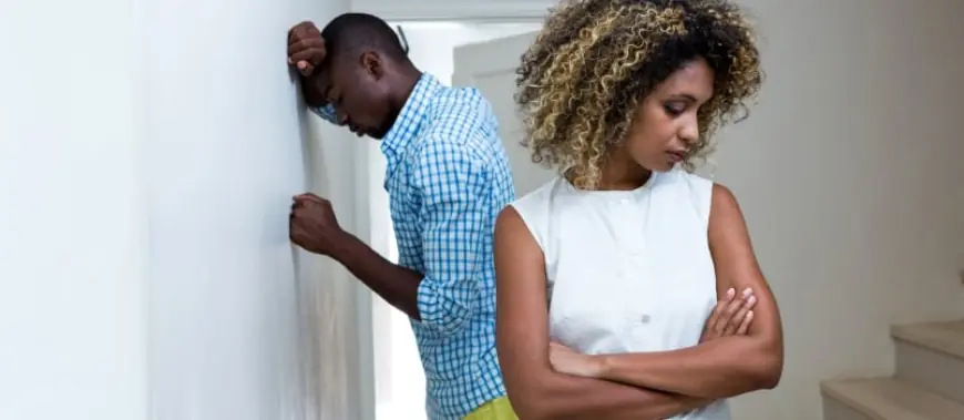 10 Subtle Clues a Man May Be Lacking Confidence (And Healthier Ways to Respond)