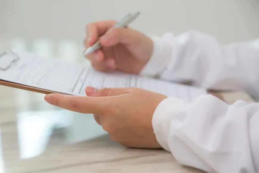 Avoid Delays: DHA Licensing Support Services for Doctors in Dubai
