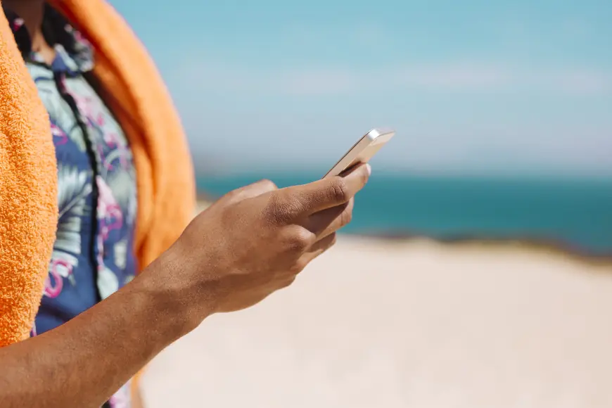 Mass Texting as a CRM Tool: Keeping Relationships Alive with Short Messages