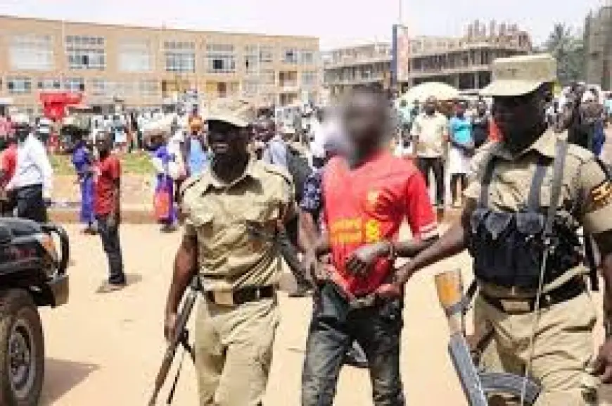 Drama in Nairobi CBD as Man Screams Outside Clothing Store After Stealing Underwear