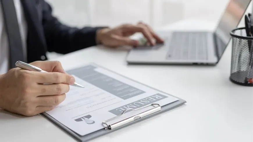 How to Choose the Right Professional Resume Preparation Service