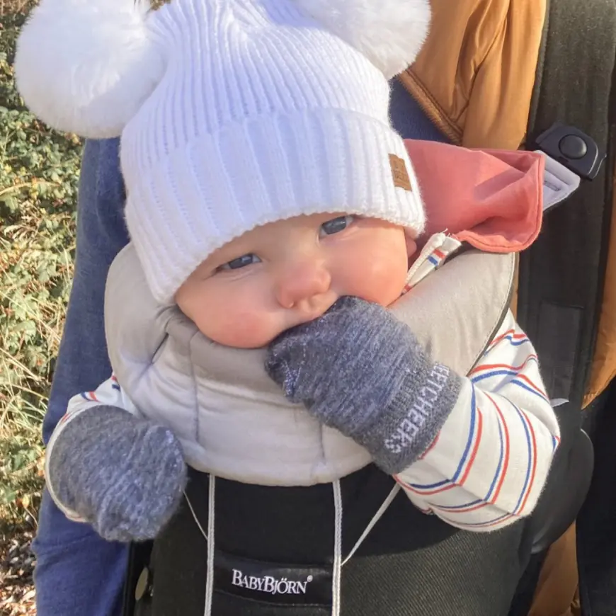 Why Parents Are Switching to Natural Wool Gloves for Their Infants
