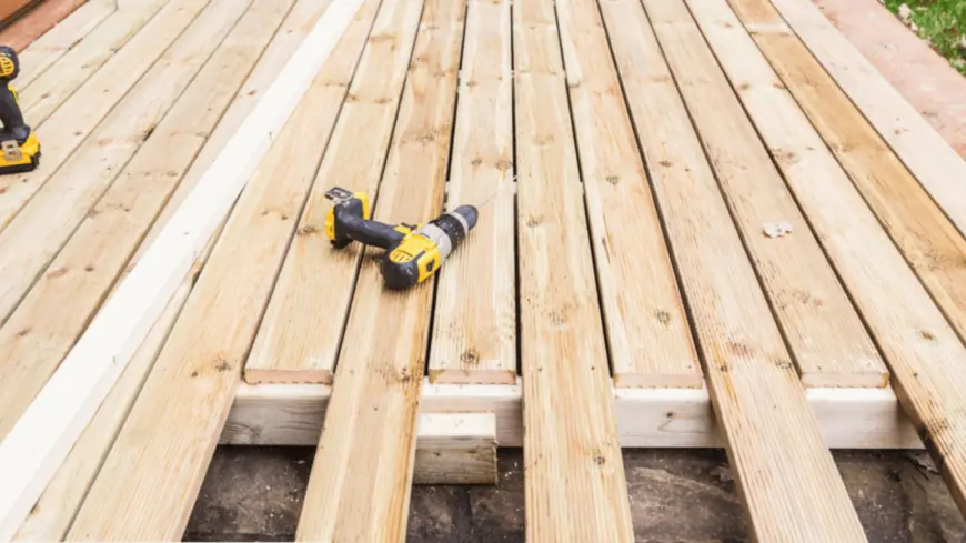 Deck Builders in Edmonton - Reasons Why Hiring Local is a Smart Move!