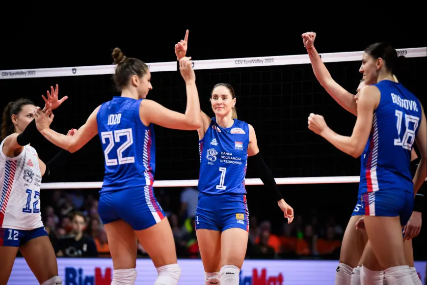 How Tall Is a Women’s Volleyball Net? A Precision Guide for Sports Engineers and Procurement Teams