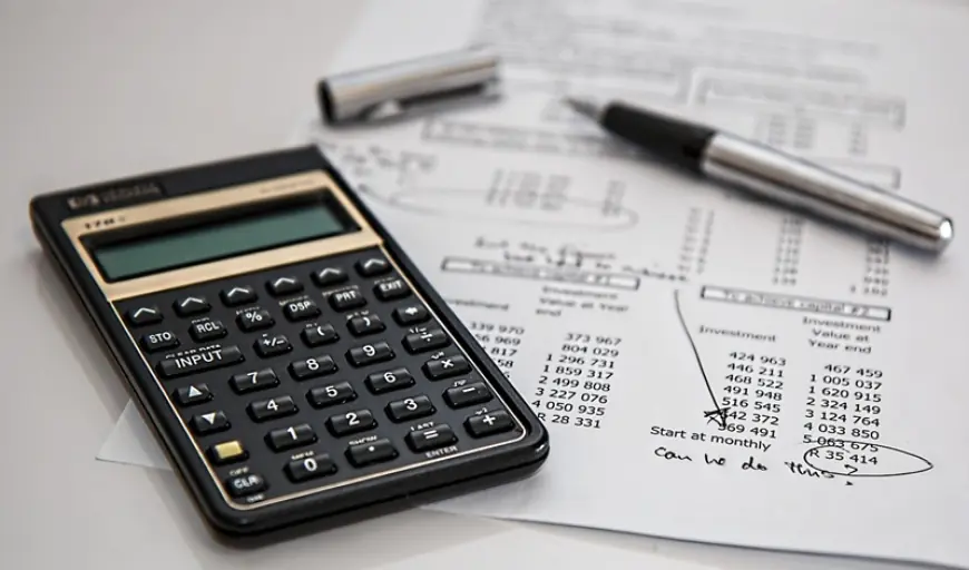 A Beginner’s Guide to Using a Paycheck Calculator Online