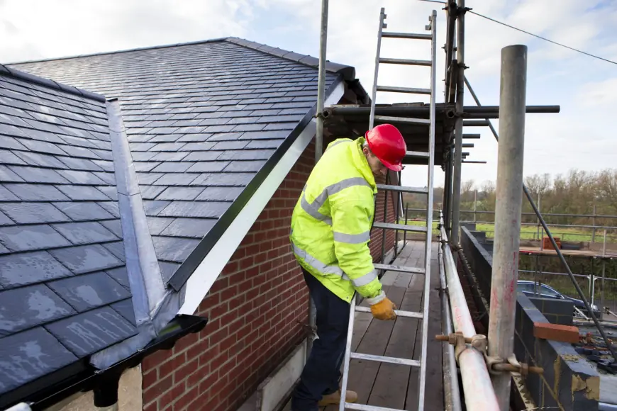Why Hiring a Local Roofing Company in Bournemouth Makes All the Difference