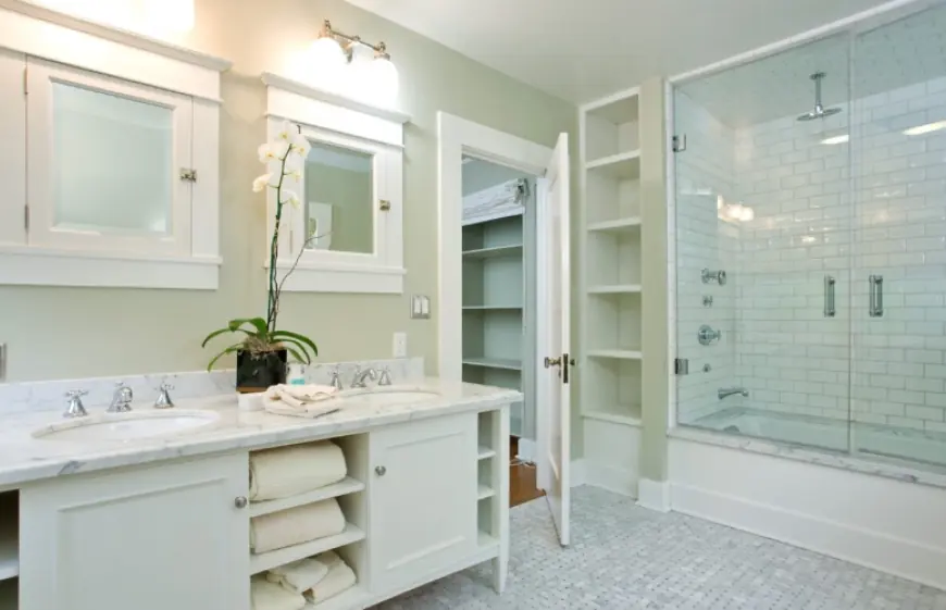 Maximizing Small Spaces: Smart Bathroom Design Ideas