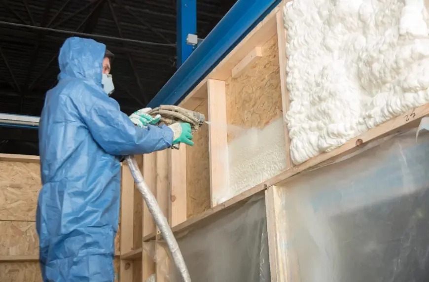 Benefits of Working with a Local Insulation Company in Pensacola, FL