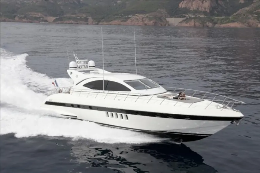 What Every Moorhead Boater Must Know Before Choosing an Insurance Policy