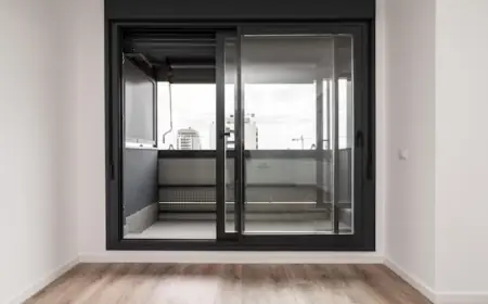 Weatherproof and Stylish – Aluminium Sliding Doors for Entrances and Patios