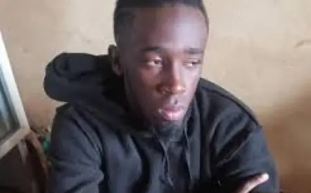 Naked Man Yells “Watu Wasiniue!” While Fleeing Through Market, Gripping Cow Tongue He Tried to Swallow