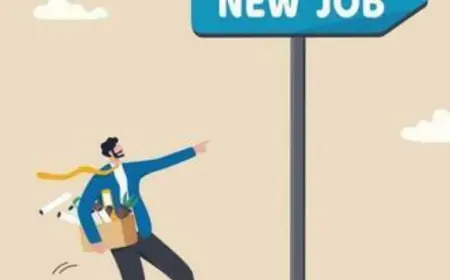 Is the Traditional 9-to-5 Dead in India’s Job Market?