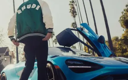 Rhude T-Shirt with Rhude Shorts: The Modern Expression of Streetwear Elegance