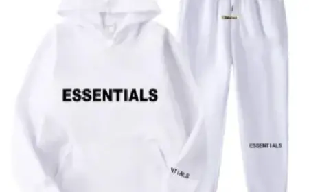 The Rise of the Essentials Brand in the USA: A Streetwear Staple