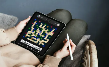 Exploring the Thrill of Long-Word Bonuses in a Free Word Game