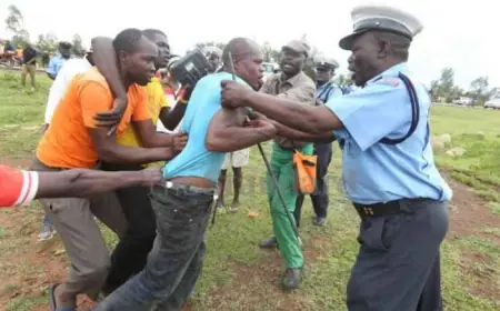 “Mimi Si Mwizi!” Man Cries Out as Police Pull Him From Pit Latrine With Sack of Stolen Goods
