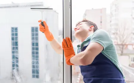 Expert Window Cleaners CT for Residential and Commercial Needs