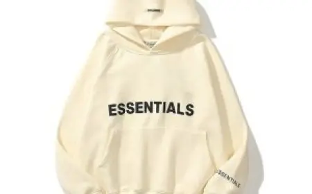 Fear of God Essentials Cream Hoodie – The Perfect Neutral Streetwear Pick