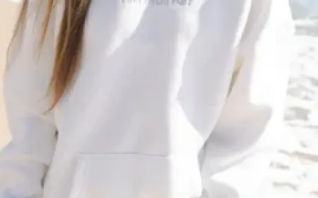 Pink Palm Puff – Whimsy Woven Into Every Thread