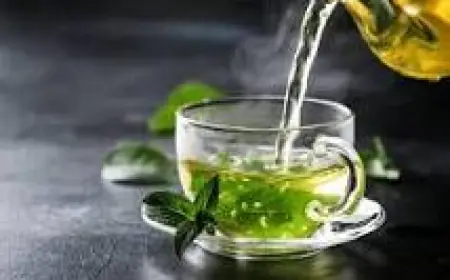 “Decadent Chocolate Caramel Black Tea – A Luxurious Sip of Sweet Indulgence”