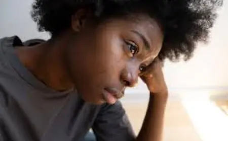 "I Caught My Boyfriend Cheating With My Best Friend" – A Heartbroken Woman Shares Her Story