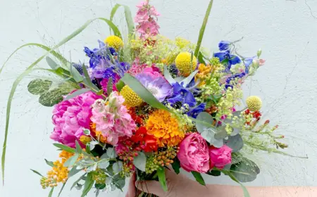 The Cut Flowers Market in 2025: What’s Trending & What’s Blooming