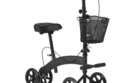 Knee Scooter vs. Wheelchair: Which Is Right for You?