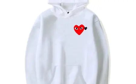 CDG  Hoodie Heart Logo– Official Comme Des Garçons in the United States