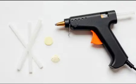 United States Hot Melt Adhesives Market Industry Size & Market Growth Trends 2025–2033