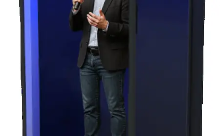 Event Holograms: Redefining Live Experiences with Futuristic Technology