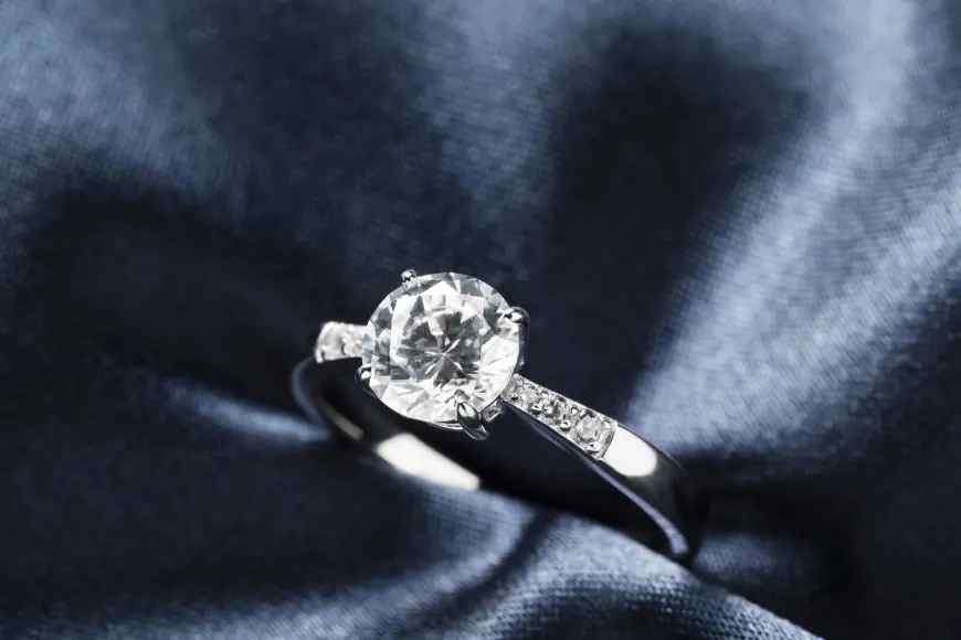 Diamond Fashion Rings That Add Glamour to Your Jewelry Collection