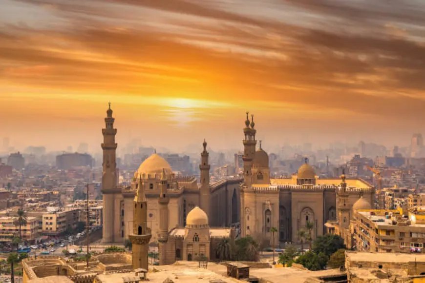 From UAE to Iraq: Indoor Things to Do & How to Get Your Visa Fast