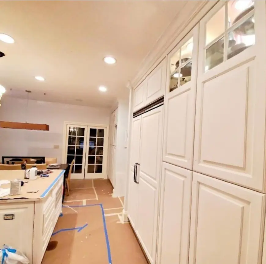 White Gloss Wall Finish: A Sleek Choice for Modern Interiors