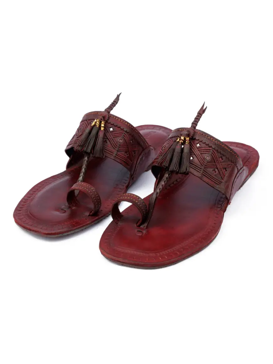 The Legacy of Men’s Kolhapuri Chappal: Craft & Culture