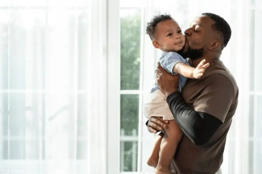 When a Single Father Is Criticized for Respecting His Daughter’s Choice—What It Says About Misogyny, Control & Emotional Growth