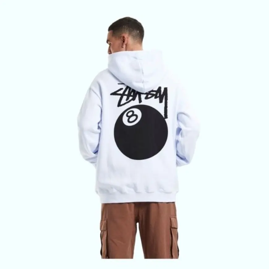 Estilo 8 Ball de Stussy Que Destaca