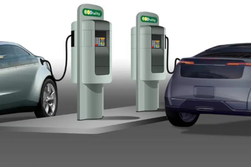 Scaling Charge: Global EV Charging Station Market Dynamics and Projections