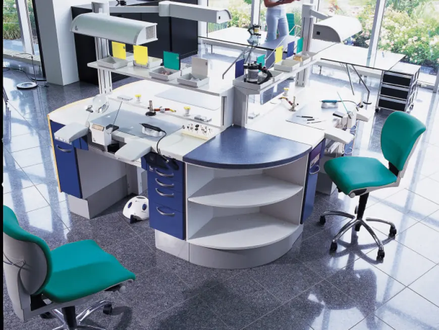 A Look Behind the Smile: How Precision and Tech Shape Modern Dentistry