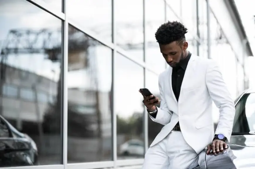 "How I Quickly Fell from Living in a Posh Estate to Surviving in Kibera Slums—All My Party Friends Disappeared," Man Shares