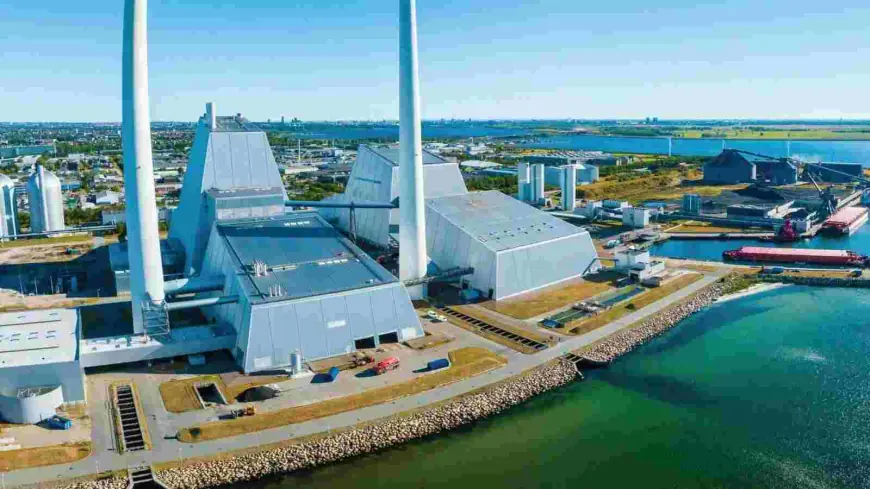 Peak Demand and What It Means for the Fossil Fuel Industry: A Future in Flux