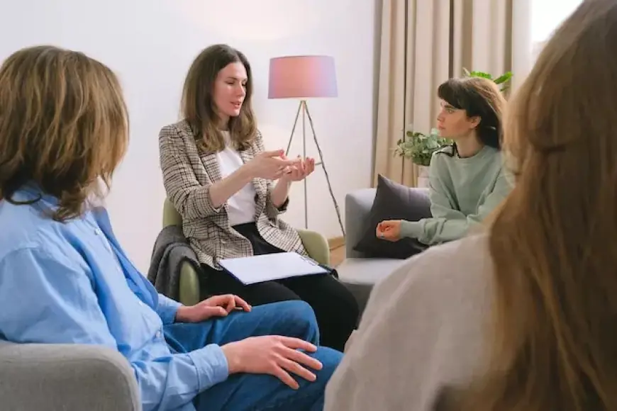 Role-Playing in CBT: Practicing New Behaviors Safely