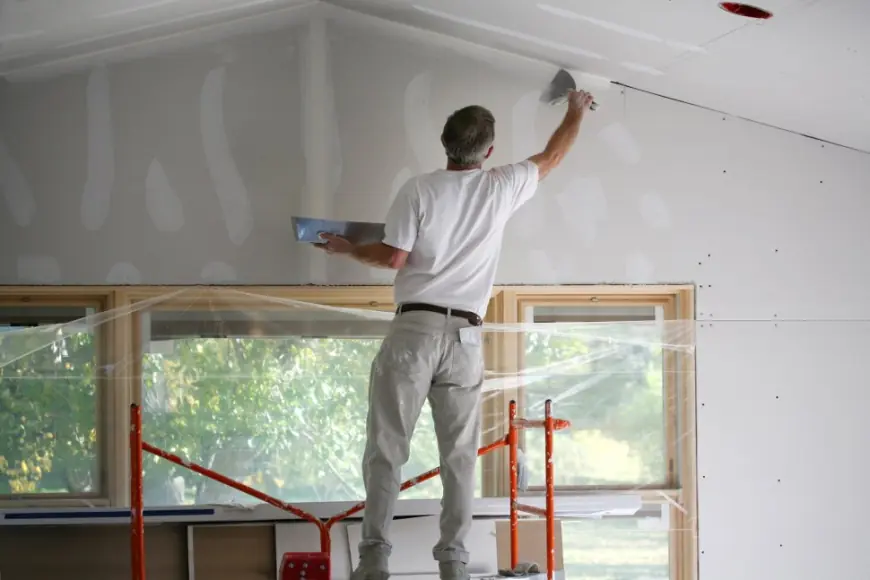 When Should You Call a Professional for Drywall Repair?