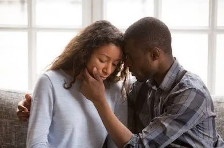 5 Deep-Hearted Signs He Loves You Without Conditions, Even When It’s Hard to See