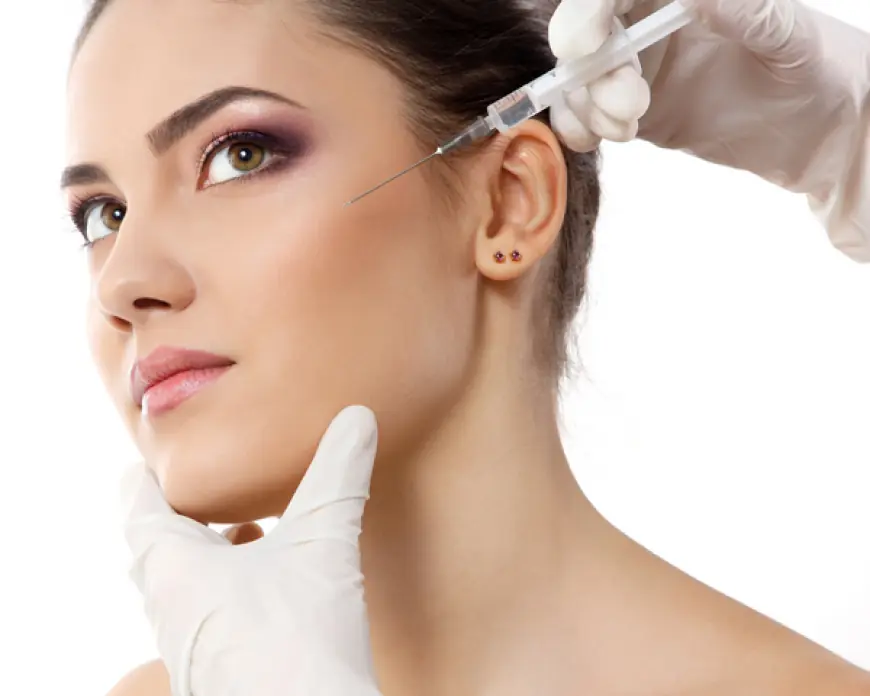 Can Dermal Fillers Injection in Dubai Help with Aging Signs? A Detailed Look