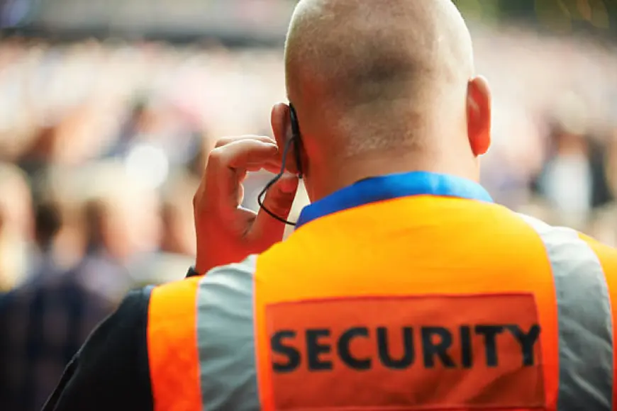 Emergency Response: How a Security Guard Company Handles Crises