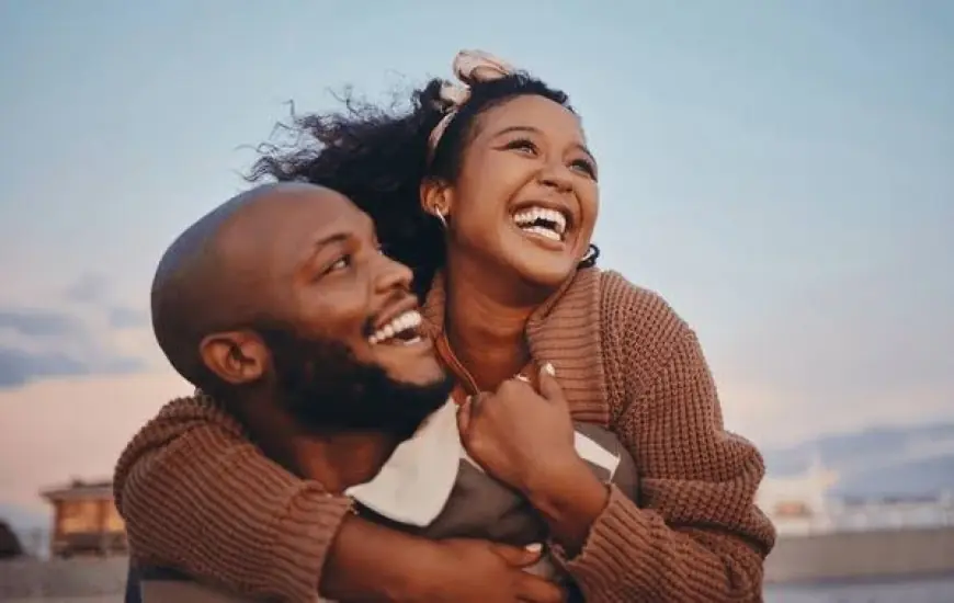 5 Quiet but Powerful Signs He Loves You Unconditionally (Even If You’re Not Feeling It Right Now)