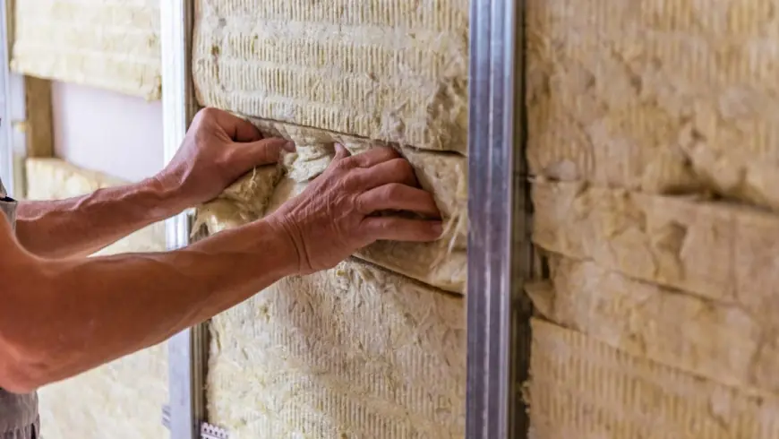 How Mineral Wool Insulation Holds Up in Moisture-Prone Areas