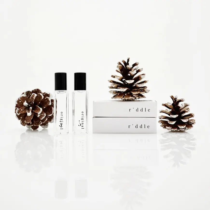 Unlock the Allure of Riddle Oil: A Subtle Scent That Speaks Volumes