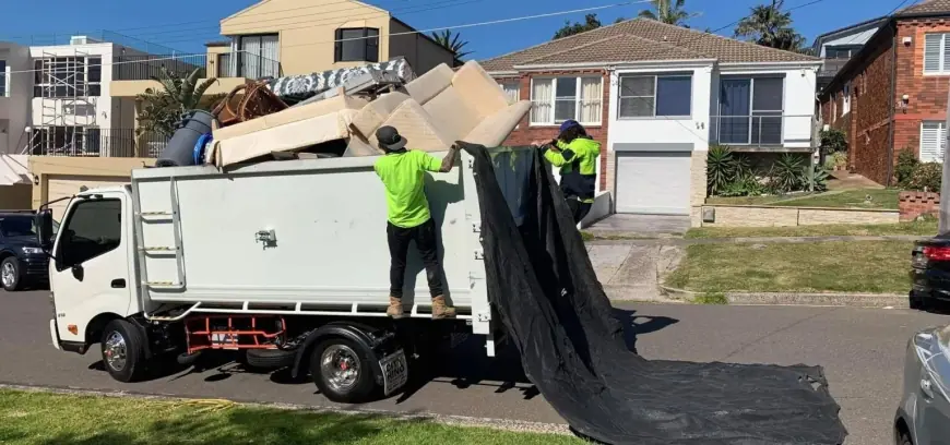 Seamless Furniture Removal: Clear Out Unwanted Items with Ease